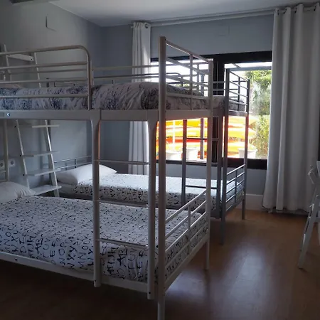 Once Nudos 호스텔