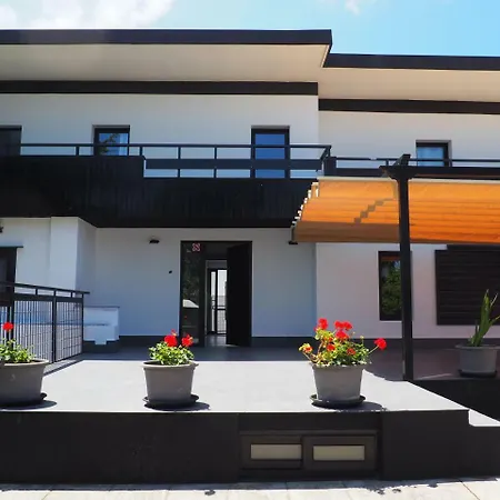 Once Nudos 旅馆 卢安科