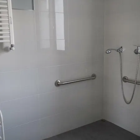 Once Nudos 旅馆 卢安科