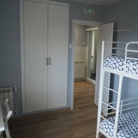 Once Nudos Hostel Luanco